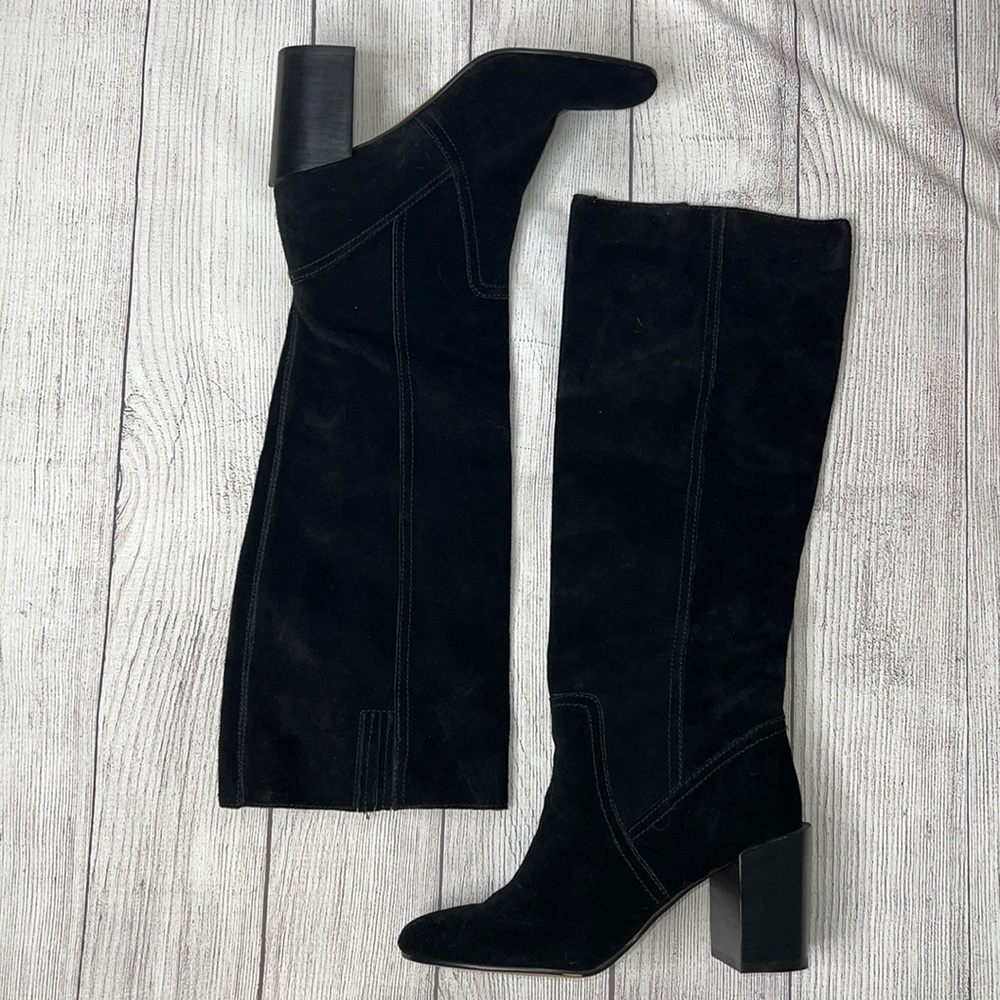 🔹 Dolce Vita Suede Boot